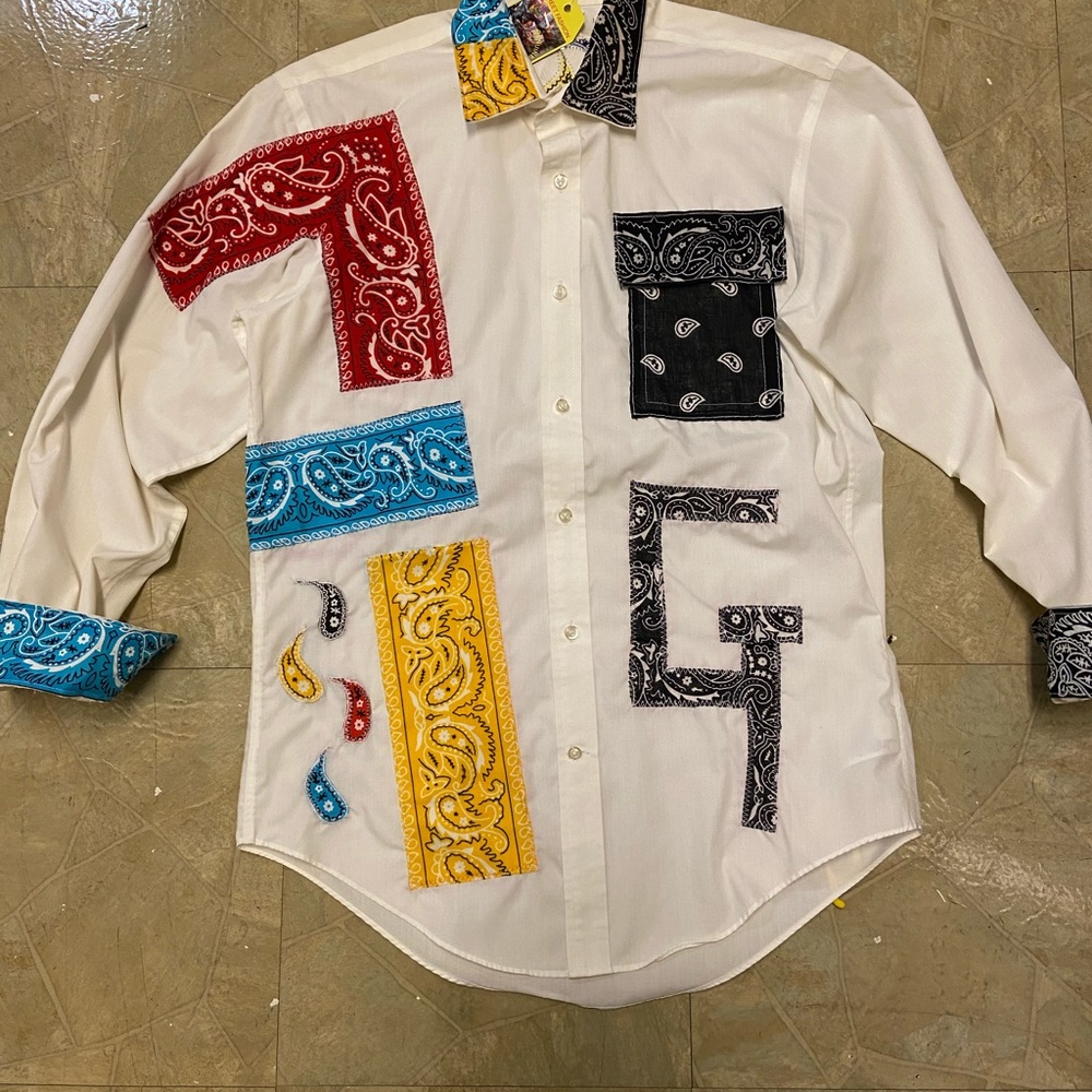 GENUINE THREADZ WHITE DRESS SHORT WITH BANDANNA OR PAISLEY MULTI COLOR